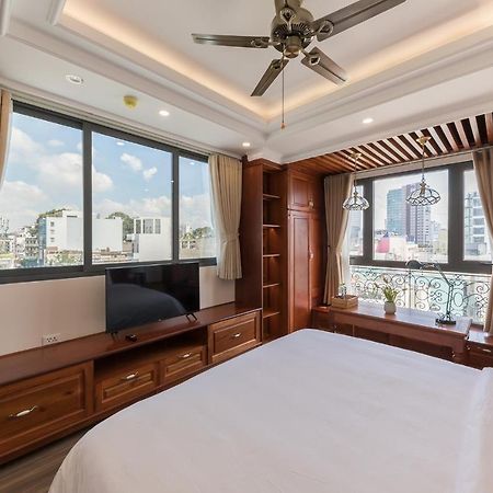 Woody House Boutique Hotel Хошимин Екстериор снимка